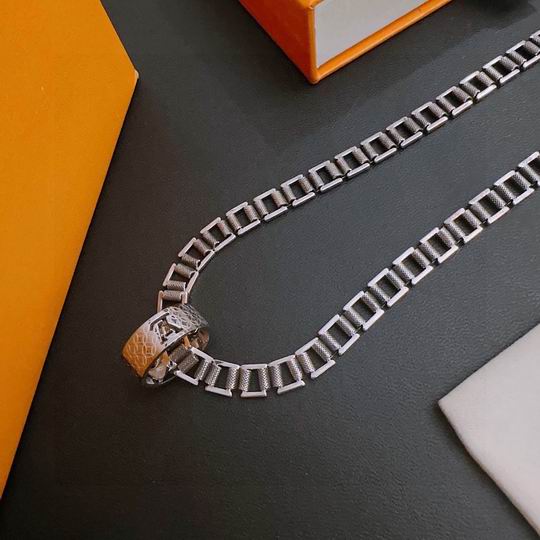 LV Necklace 11lyh690